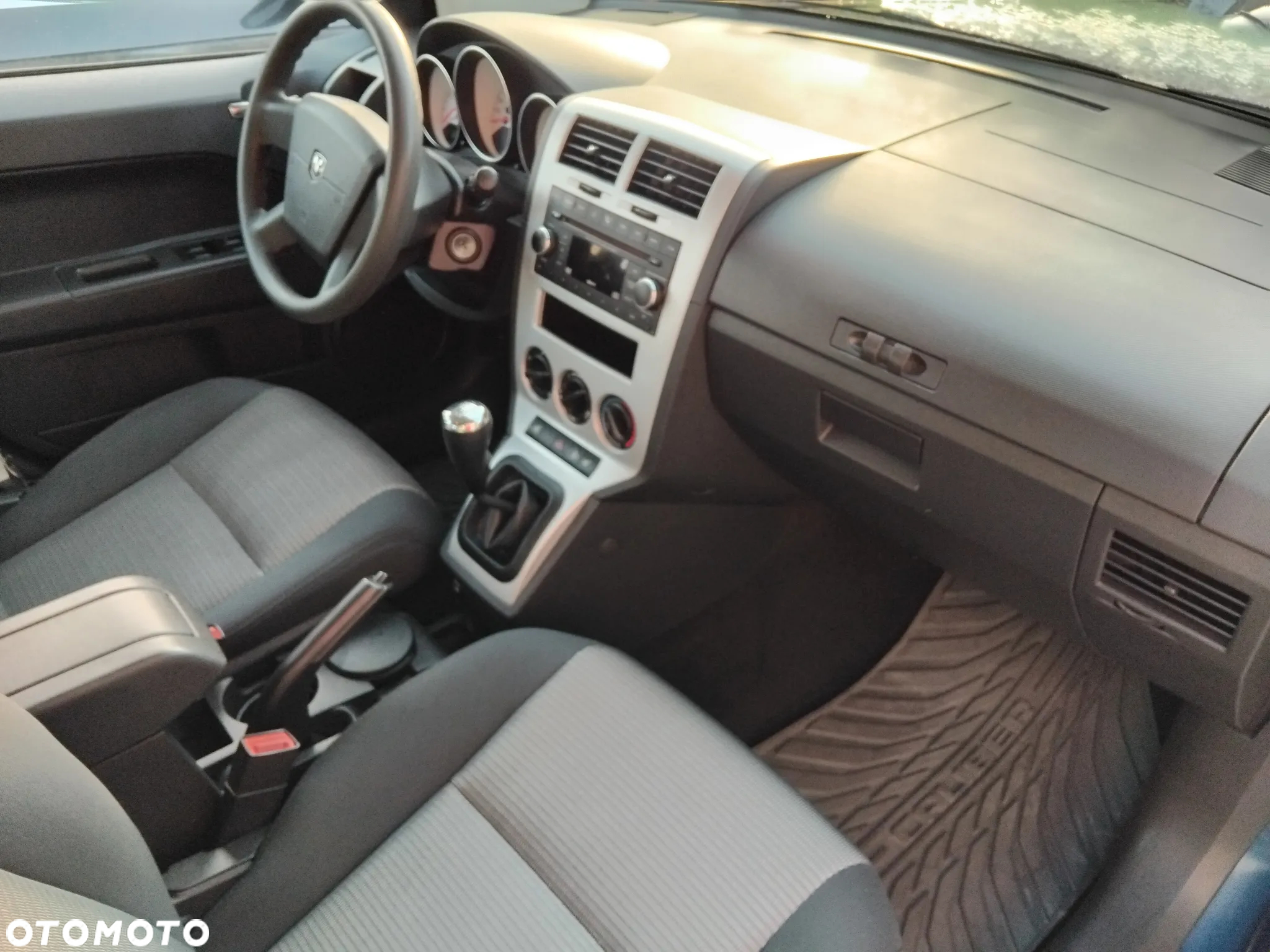 Dodge Caliber 1.8 SXT - 7