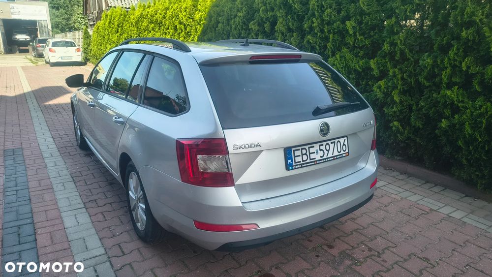 Skoda Octavia 2.0 TDI Ambition DSG - 3