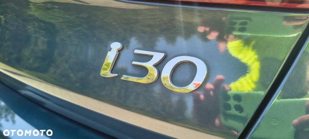 Hyundai i30 1.5 DPI Classic + - 32