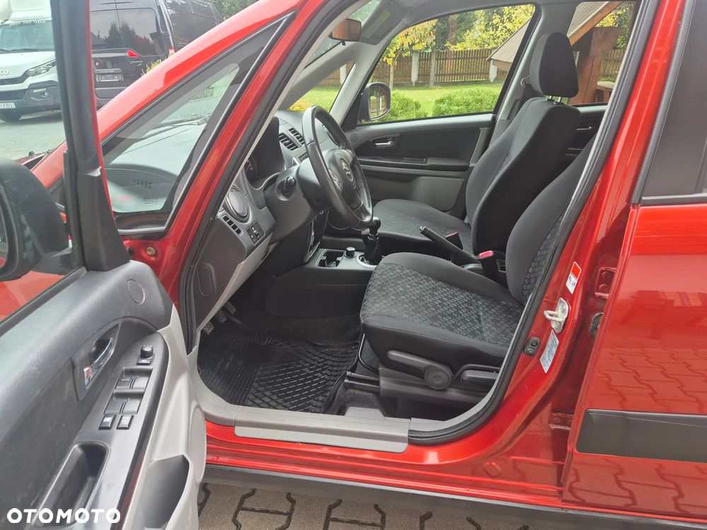 Suzuki SX4 1.6 Comfort 4WD - 11