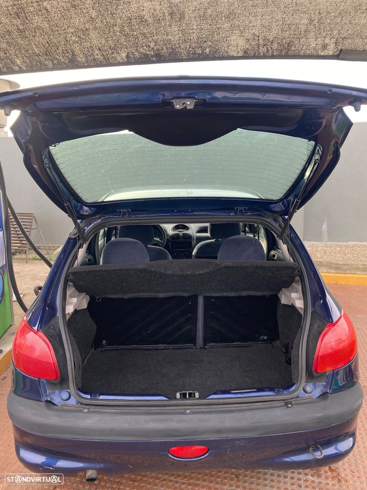 Peugeot 206 1.9 D XT - 9