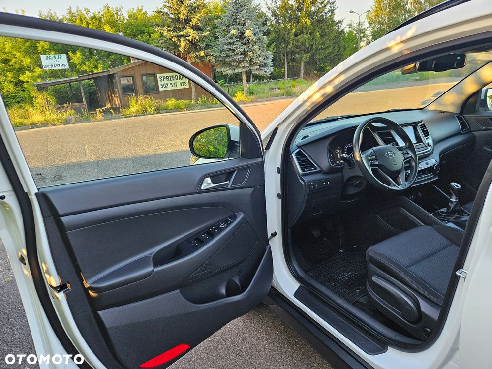 Hyundai Tucson blue 1.7 CRDi 2WD Style - 19