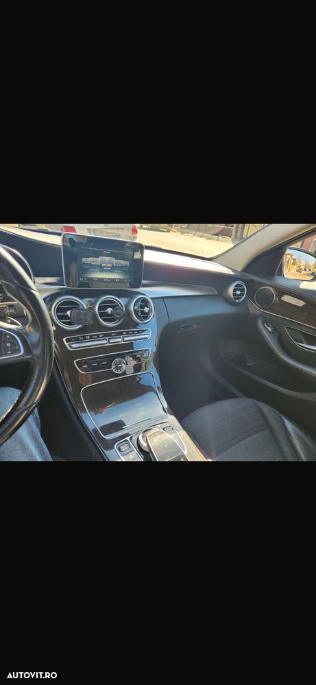 Mercedes-Benz C - 7
