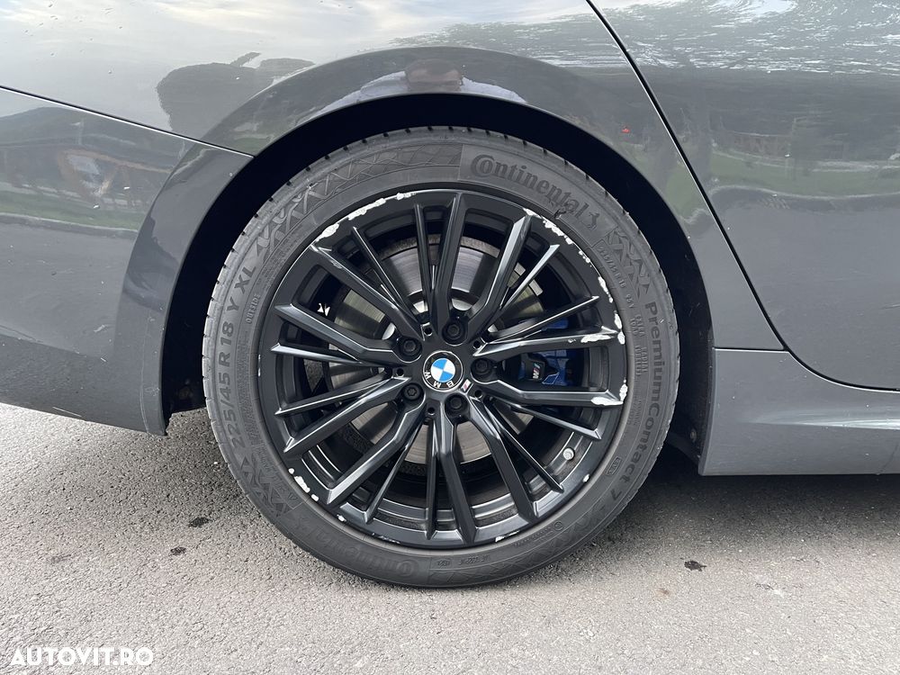 BMW Seria 3 330i AT - 11