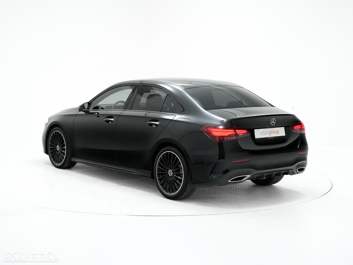 Mercedes-Benz A 180 Limousine 7G-DCT AMG Line - 4