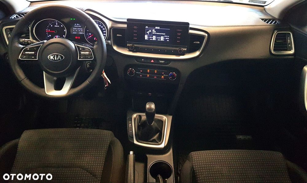 Kia Ceed - 18
