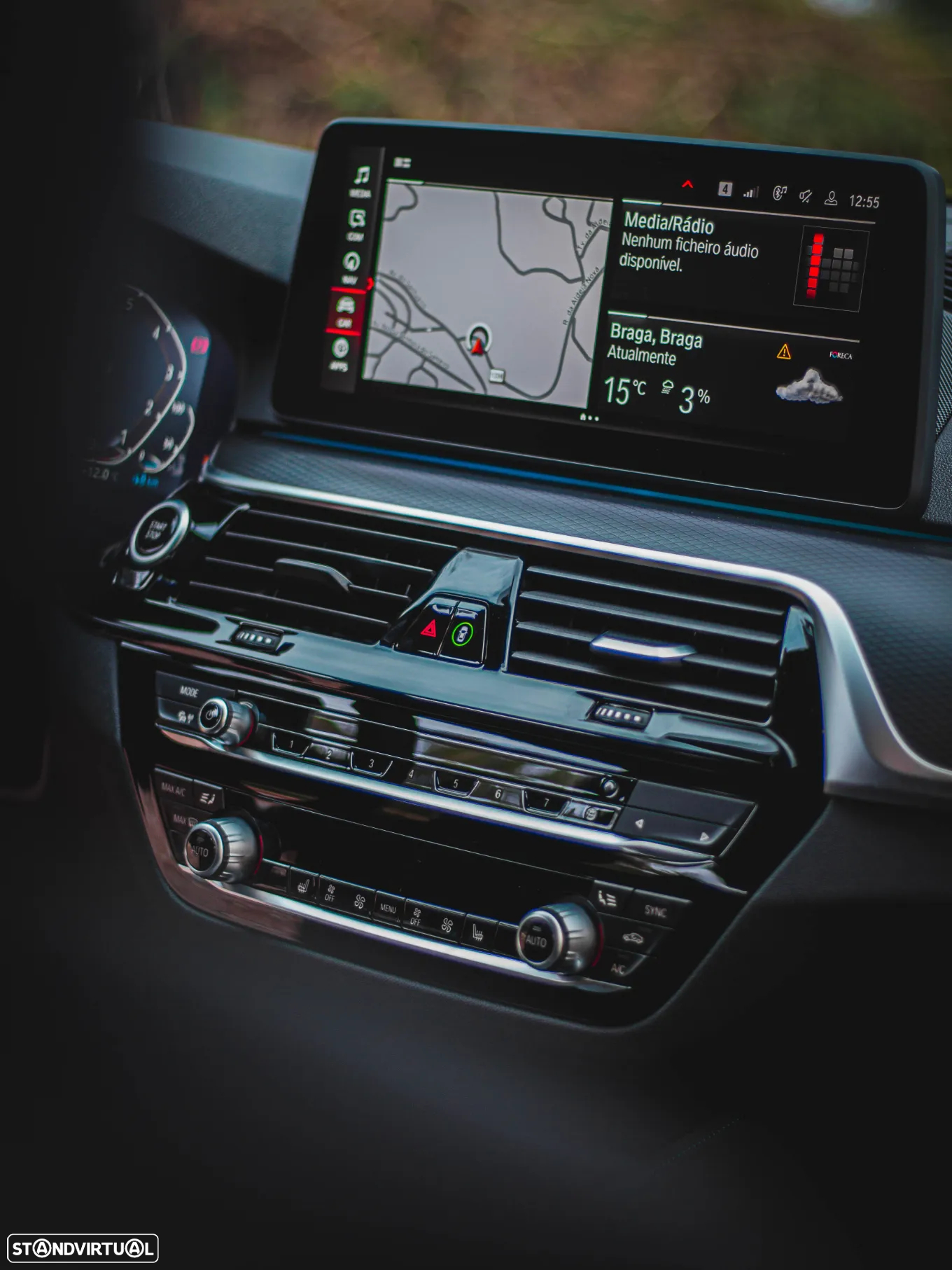 BMW 530 e Pack Desportivo M - 25