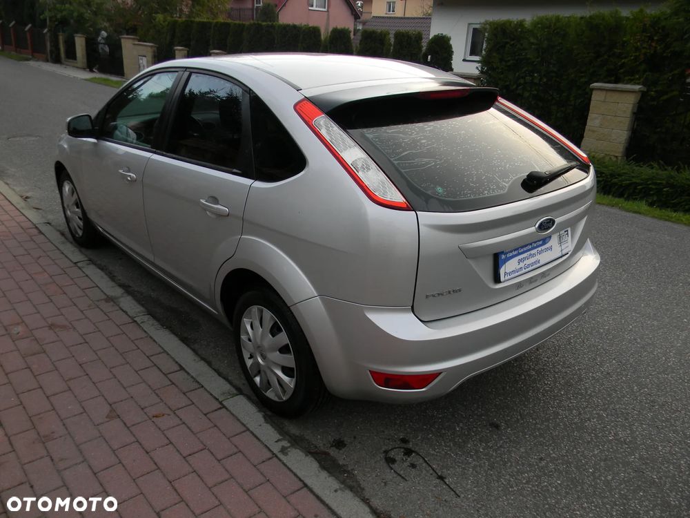 Ford Focus 2.0 Platinium X - 32