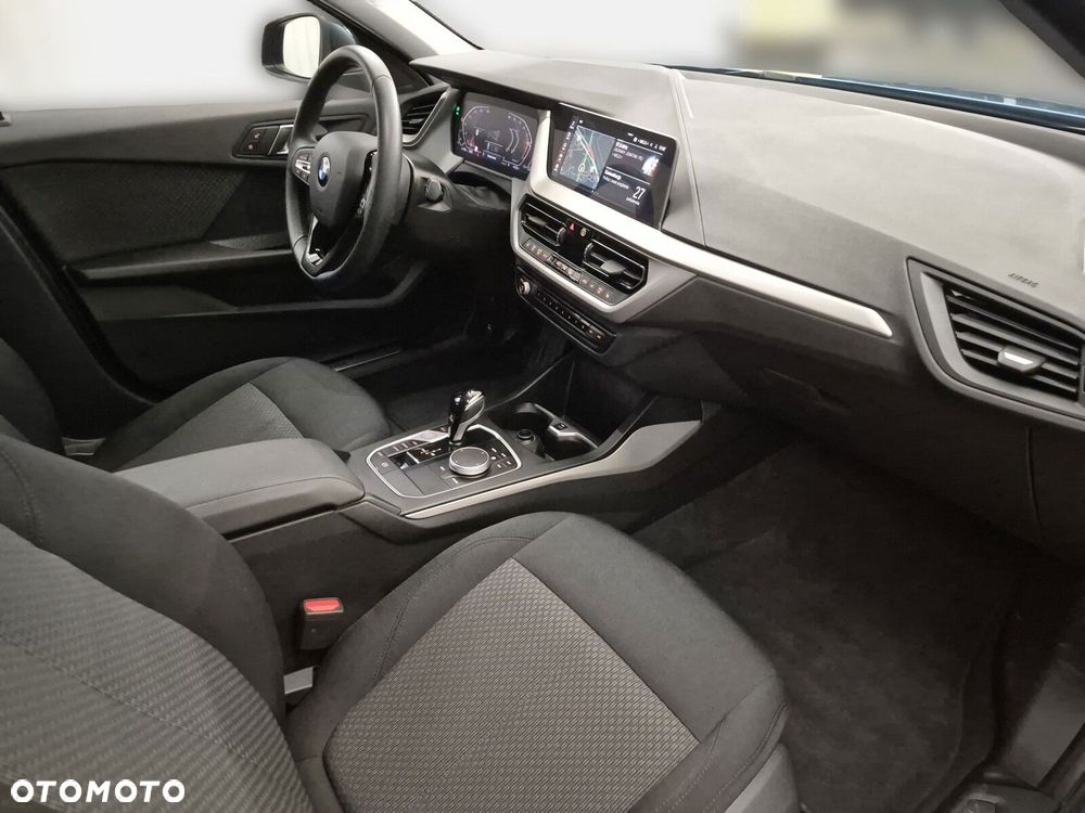 BMW Seria 1 118i Advantage - 21