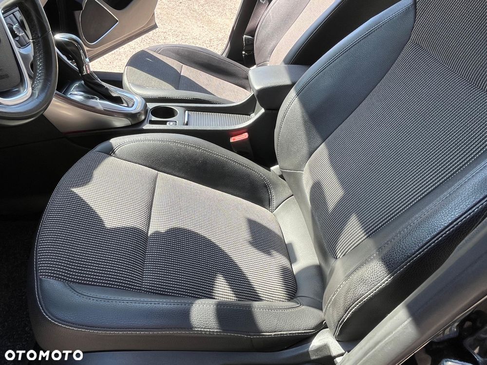 Opel Astra 1.4 T Business - 10