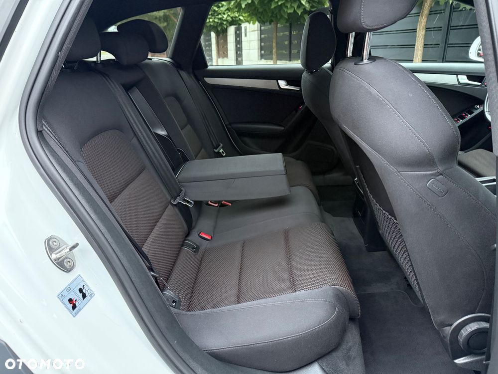 Audi A4 Allroad 3.0 TDI DPF S tronic - 31