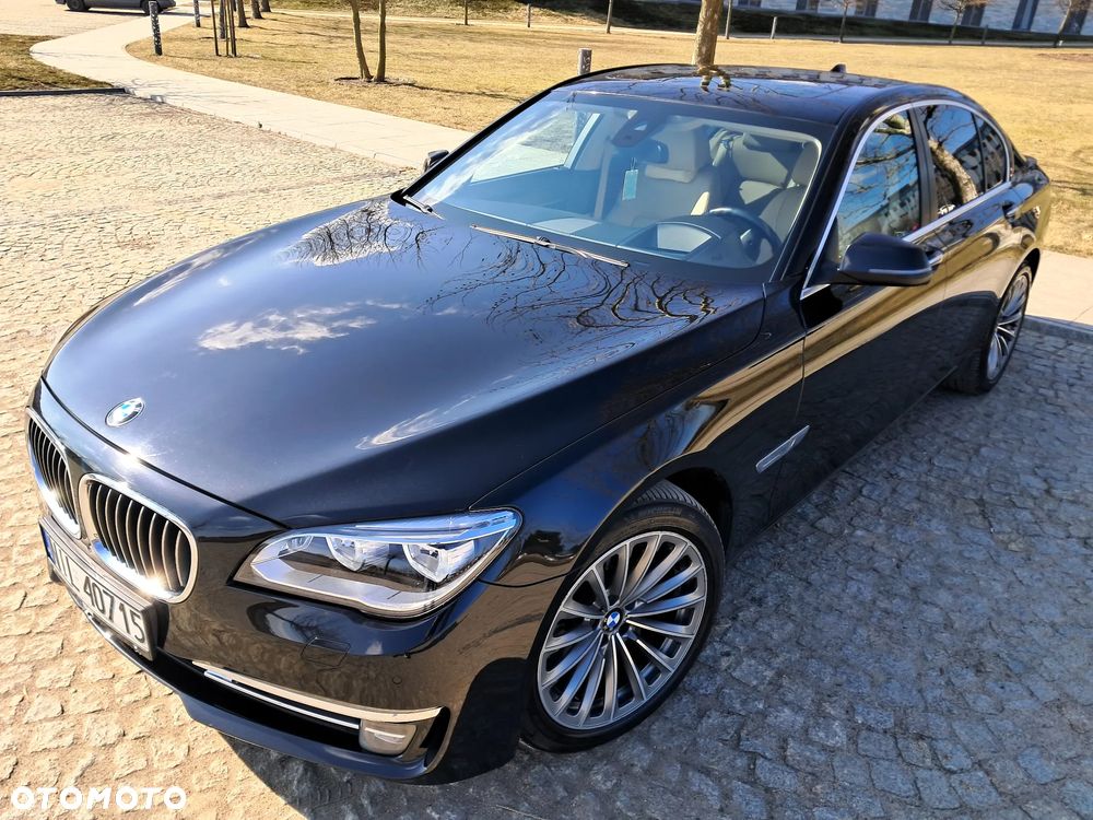 BMW Seria 7 740d - 4