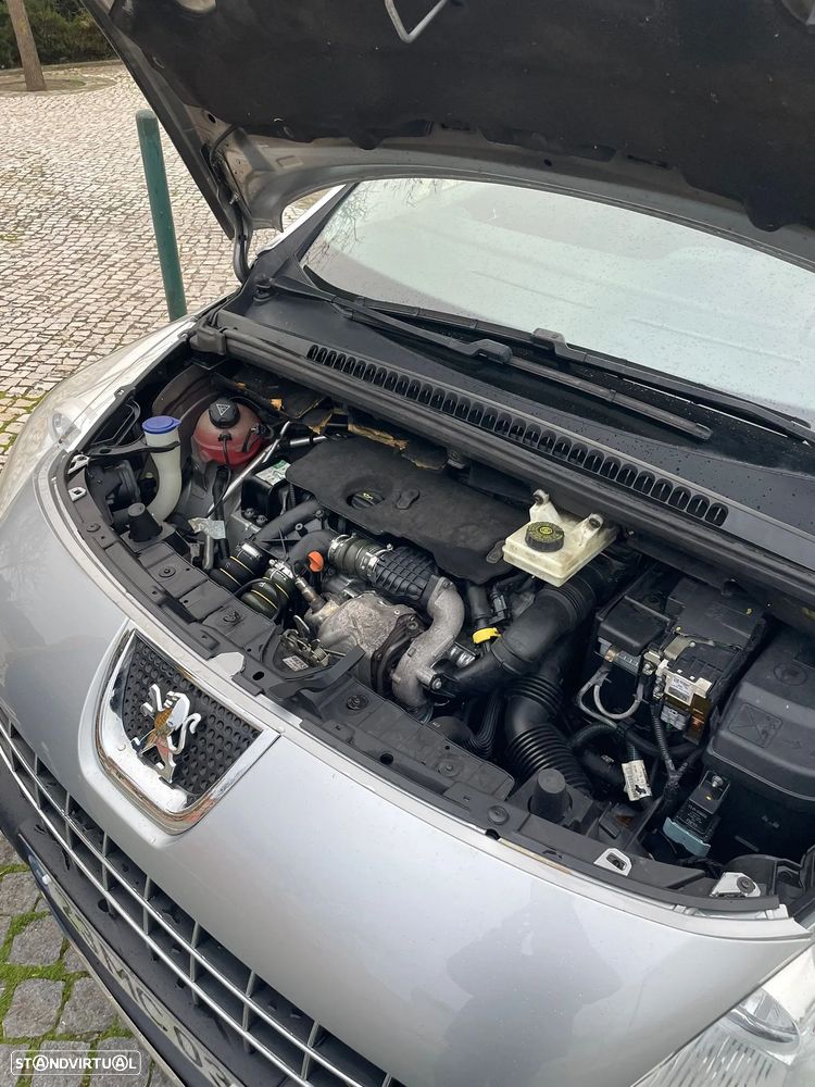 Peugeot 3008 1.6 HDi Sport CMP6 - 7