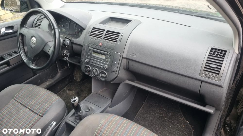 Volkswagen Polo 1.2 MATCH - 11