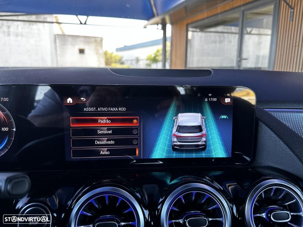 Mercedes-Benz EQA 250+ Progressive - 32