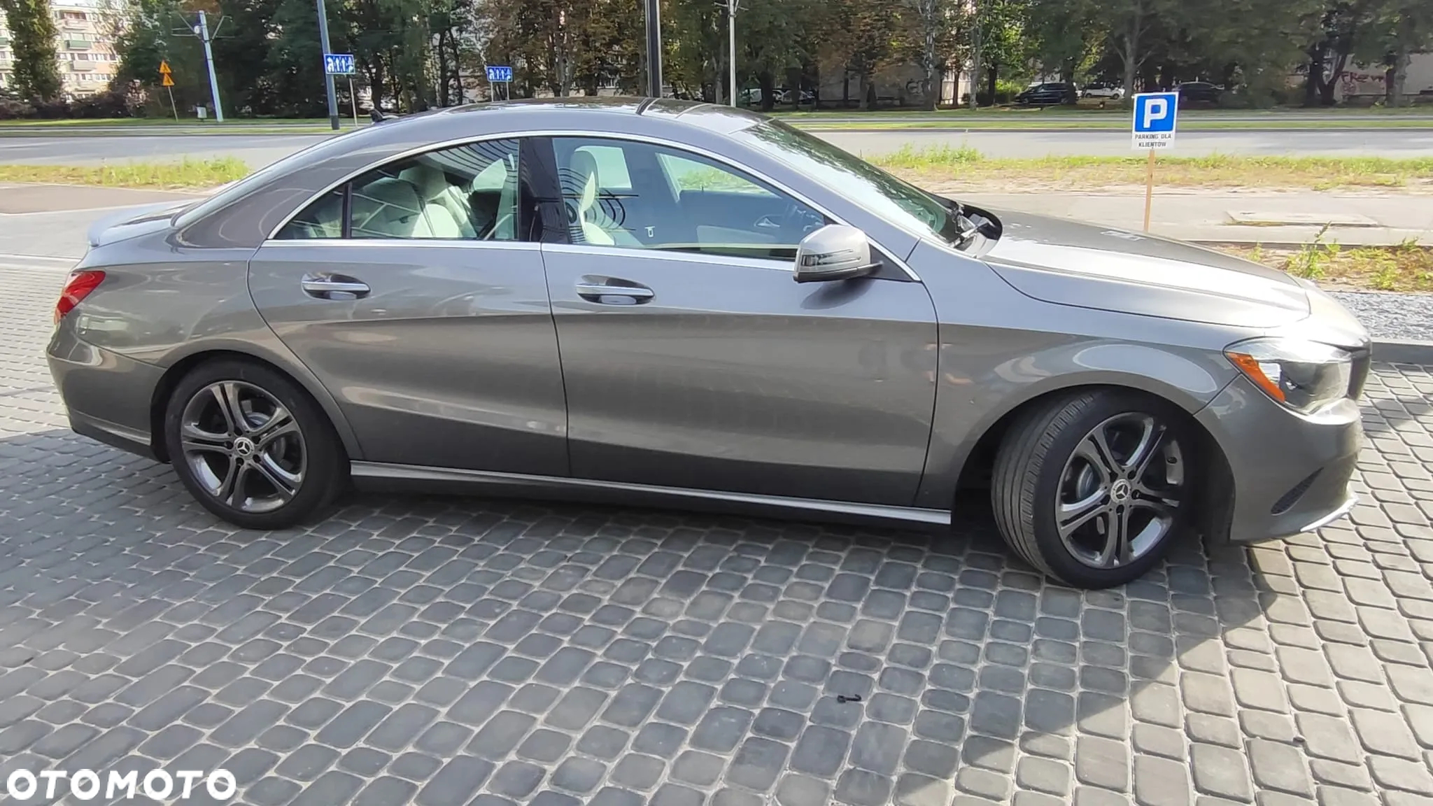 Mercedes-Benz CLA 250 4-Matic - 5
