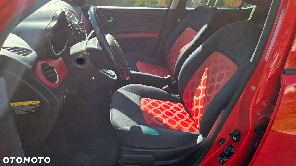 Hyundai i10 - 10