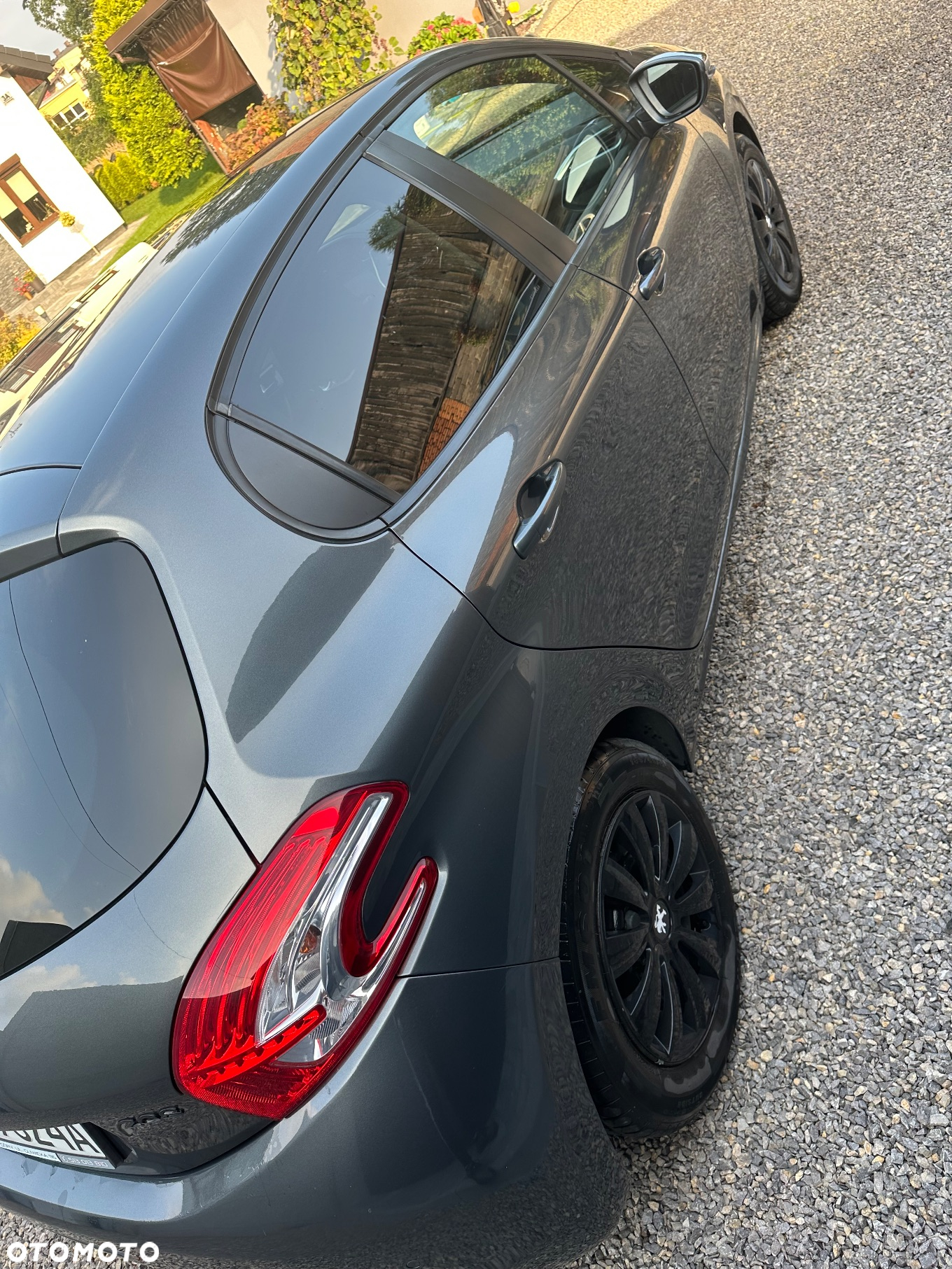 Peugeot 208 1.2 PureTech Style - 6