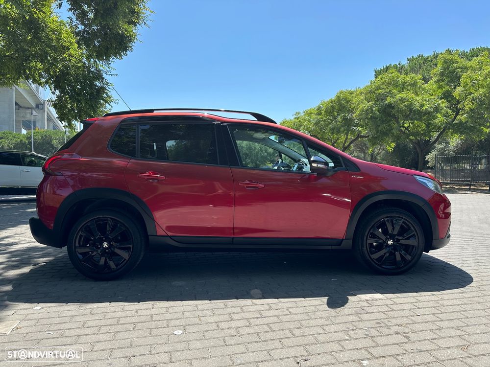 Peugeot 2008 1.2 PureTech GT Line EAT6 - 4