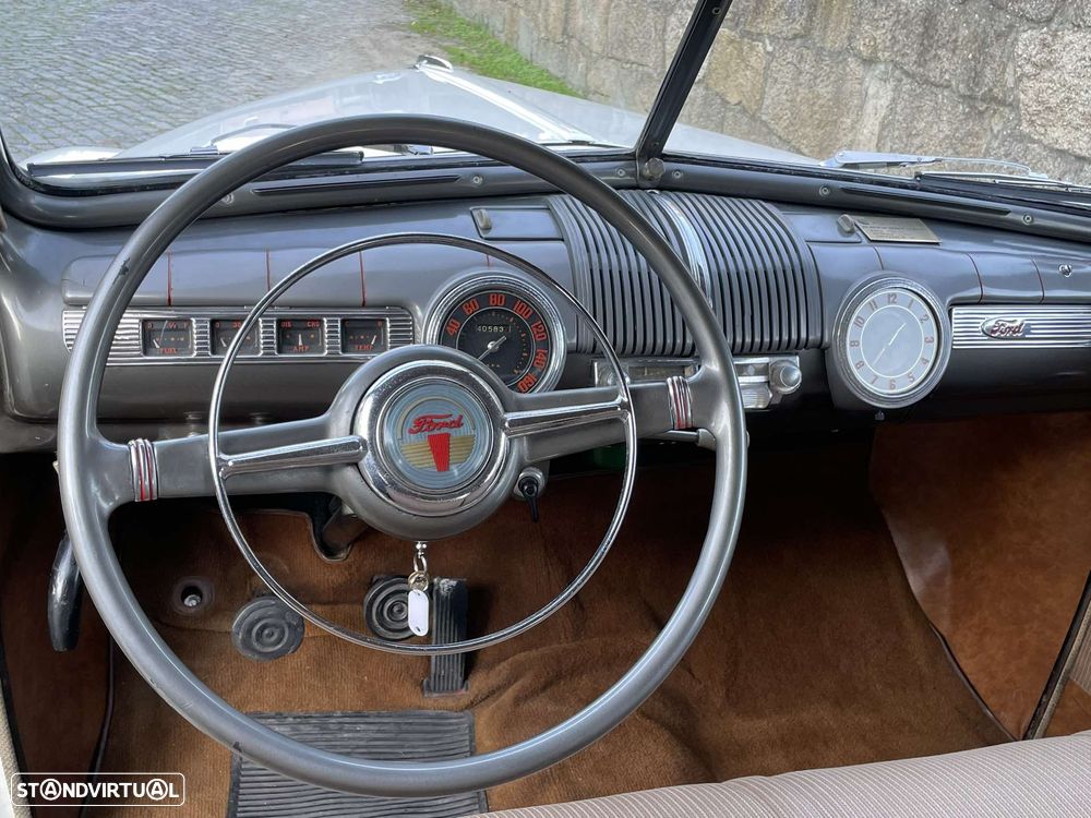 Ford Super De Luxe - 20