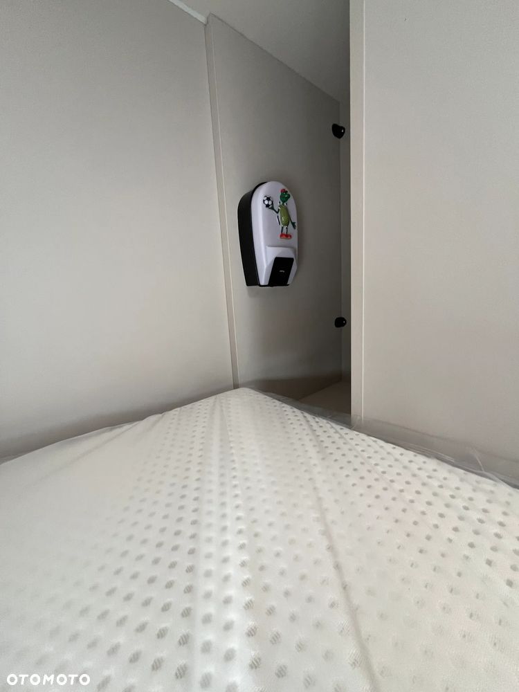 Dethleffs Camper 560 FMK - 14