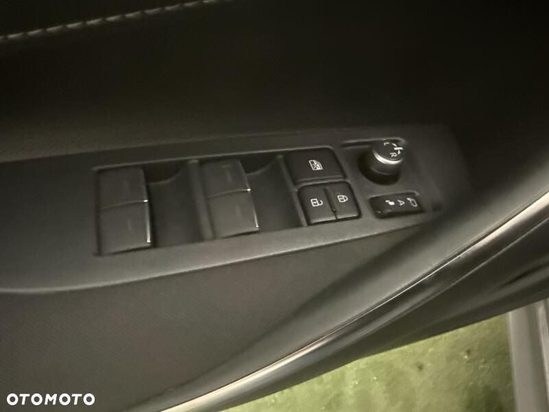 Toyota Corolla 1.8 Hybrid GPF Comfort - 13