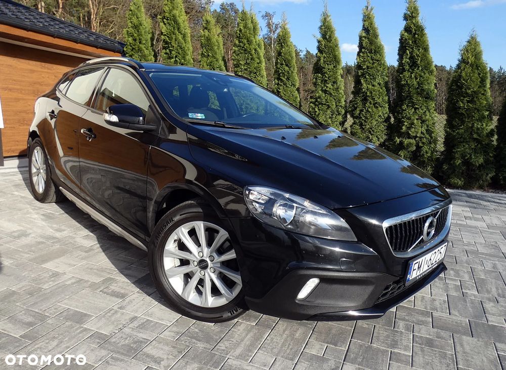 Volvo V40 Cross Country D2 Drive-E Momentum - 23