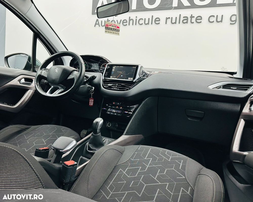 Peugeot 2008 PureTech 82 Style - 18