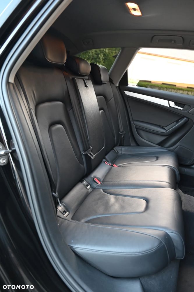 Audi A4 Avant 2.0 TDI ultra - 28