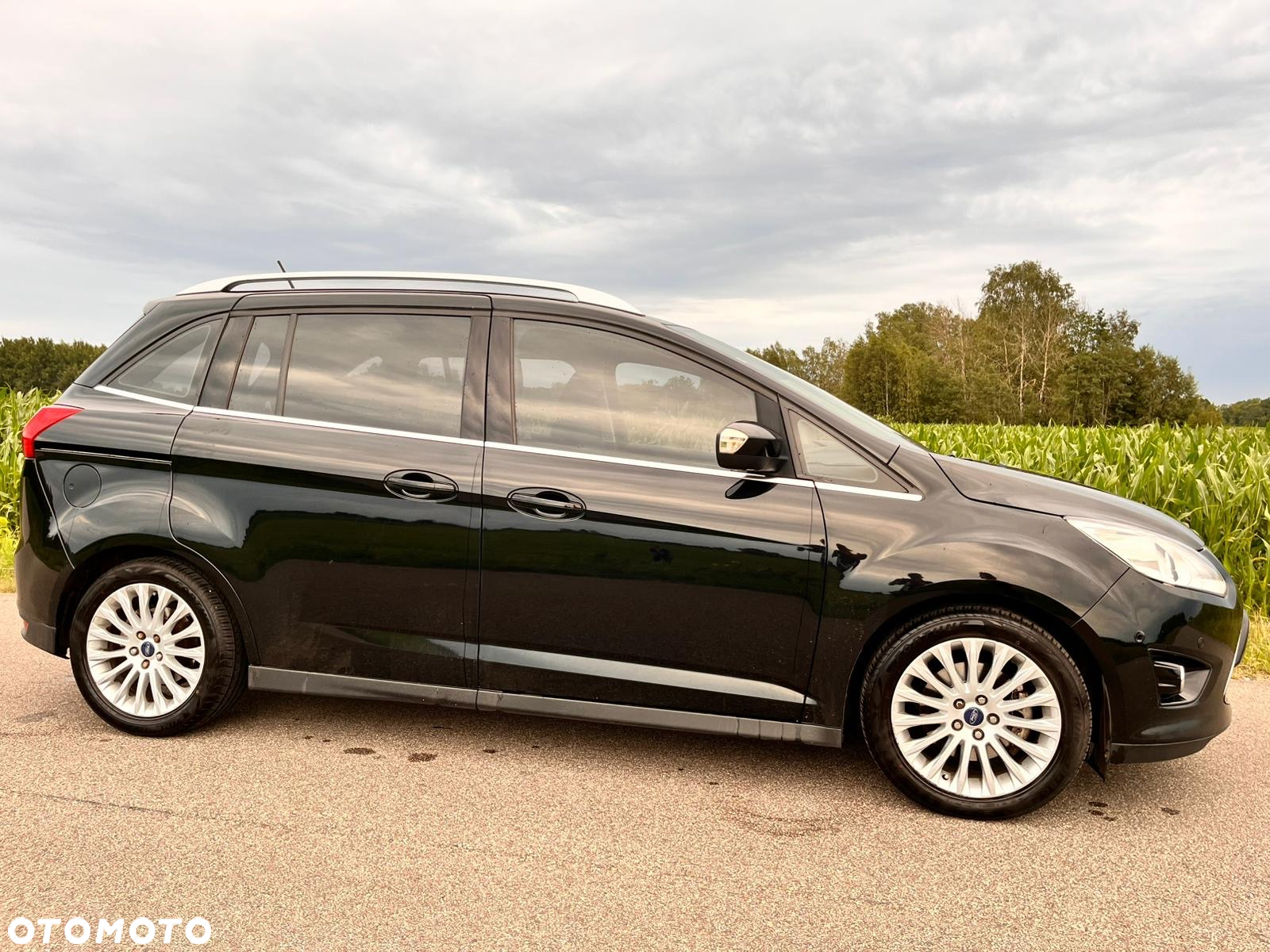 Ford Grand C-MAX 1.6 TDCi Titanium - 19