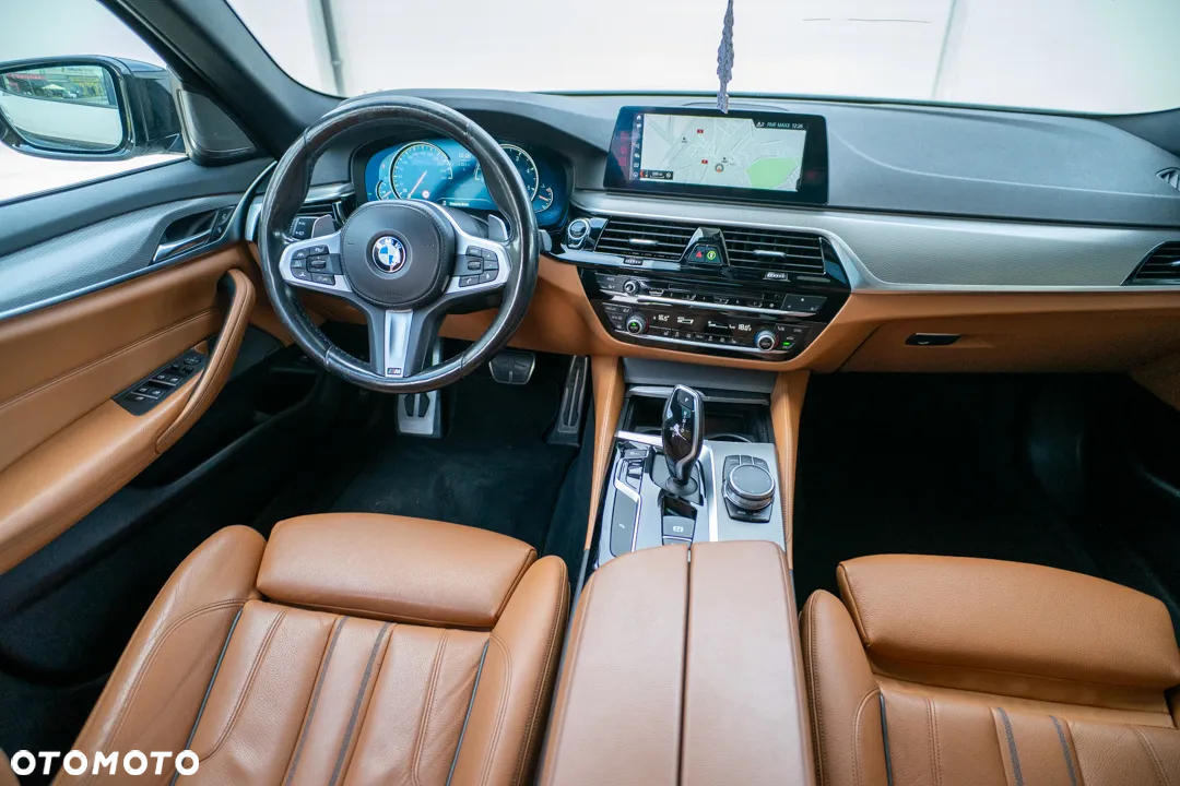 BMW Seria 5 530d xDrive M Sport sport - 27
