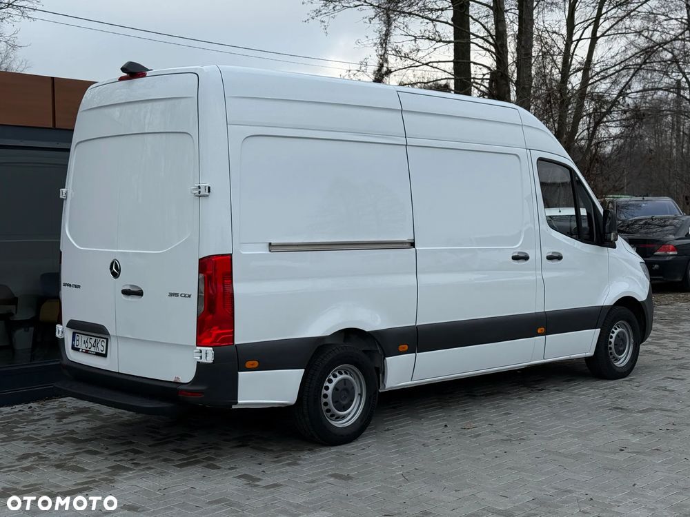 Mercedes-Benz Sprinter 315 CDI / 12.2022 / Średni L2 H2 / W907 Tylny Napęd / ZAREJESTROWANY W PL - 8