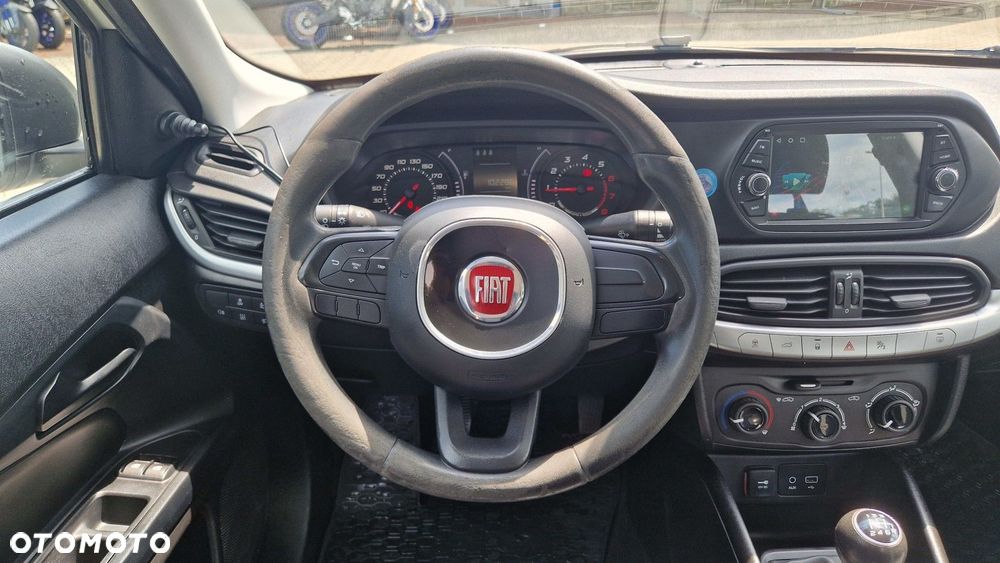 Fiat Tipo 1.4 16V Easy - 21