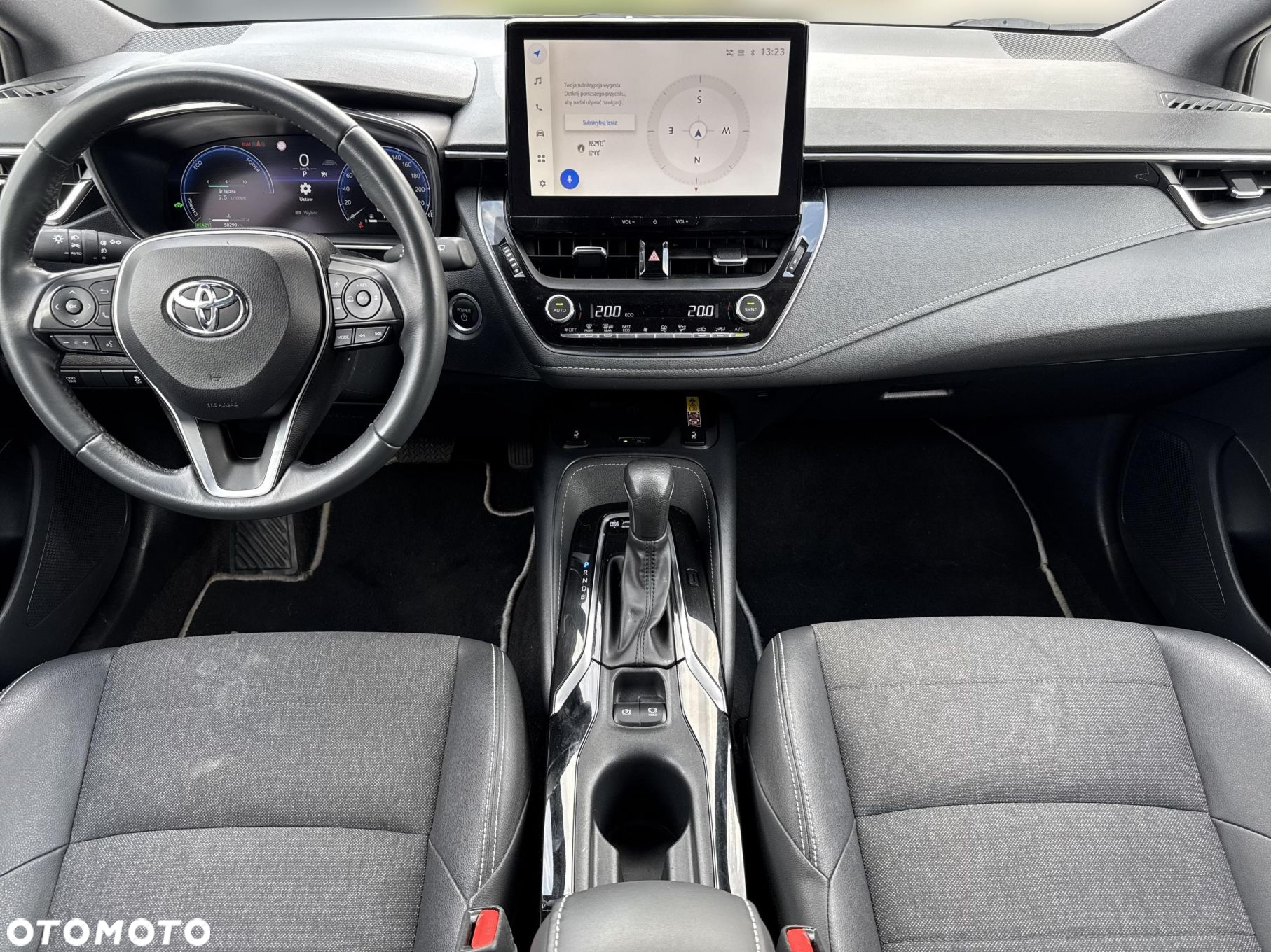 Toyota Corolla 1.8 Hybrid Style - 11
