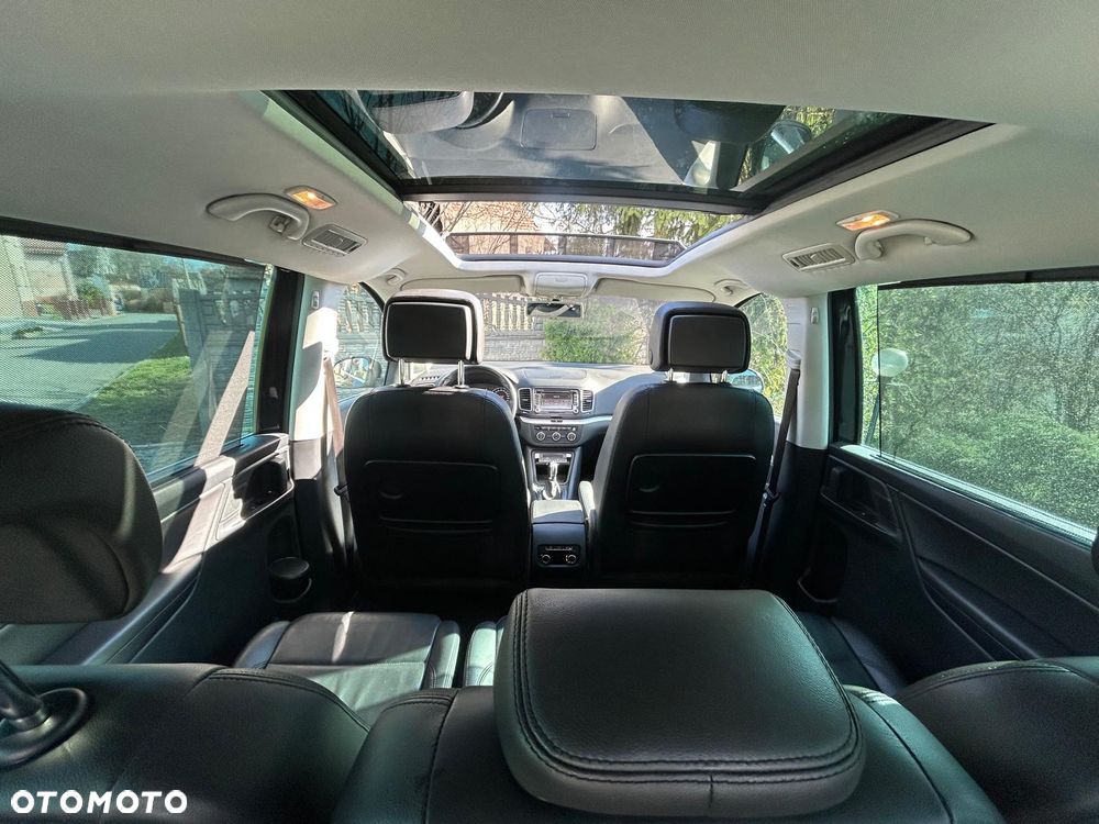 Volkswagen Sharan 2.0 TDI Highline DSG - 9