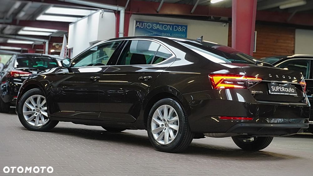 Skoda Superb 1.5 TSI ACT Style DSG - 9