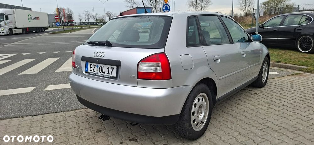 Audi A3 Sportback 1.6 Ambition - 6