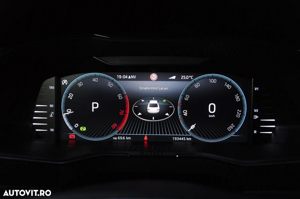 Skoda Superb 1.5 TSI ACT DSG Sportline - 9