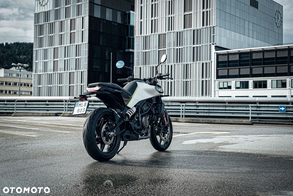 Husqvarna Vitpilen - 3