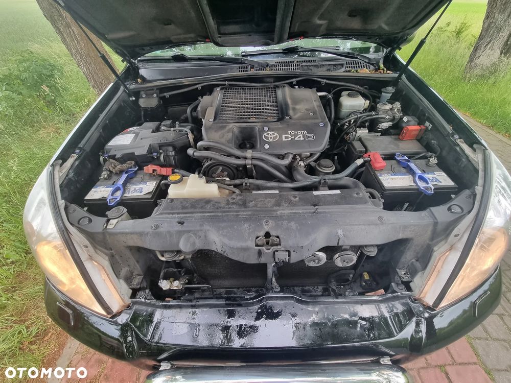 Toyota Land Cruiser - 29