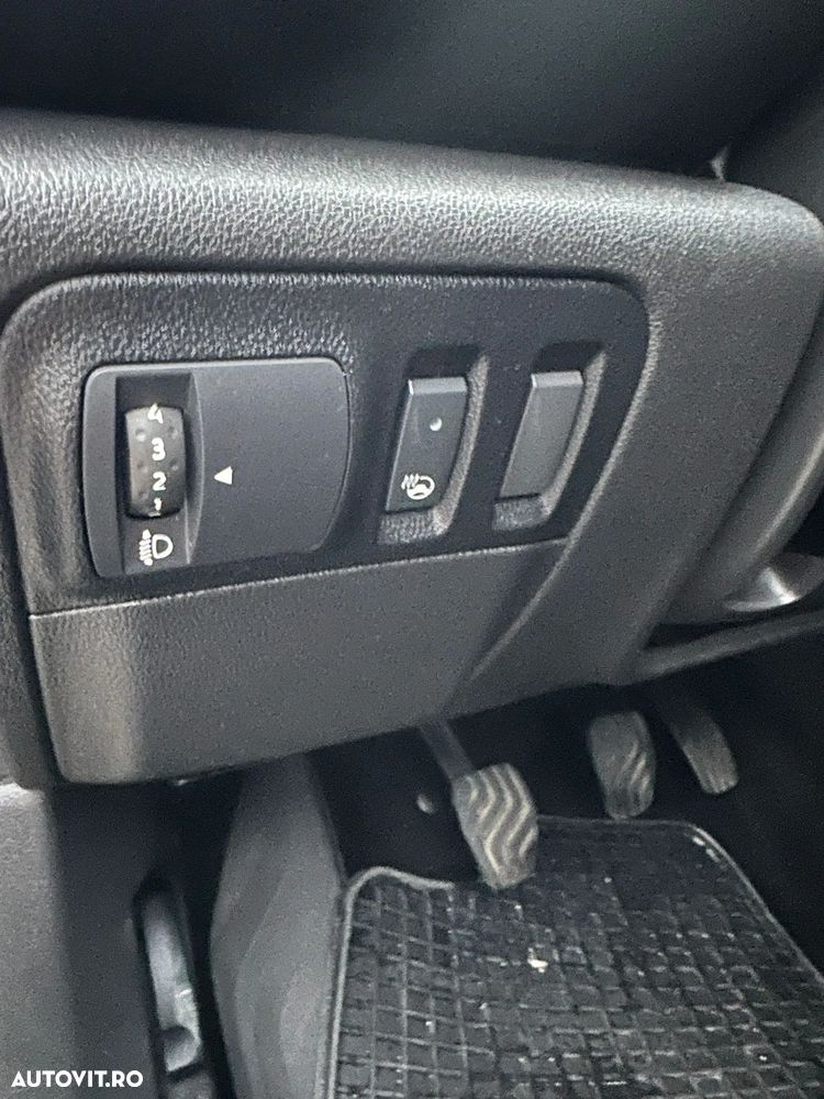 Renault Megane ENERGY dCi 130 BOSE EDITION - 30
