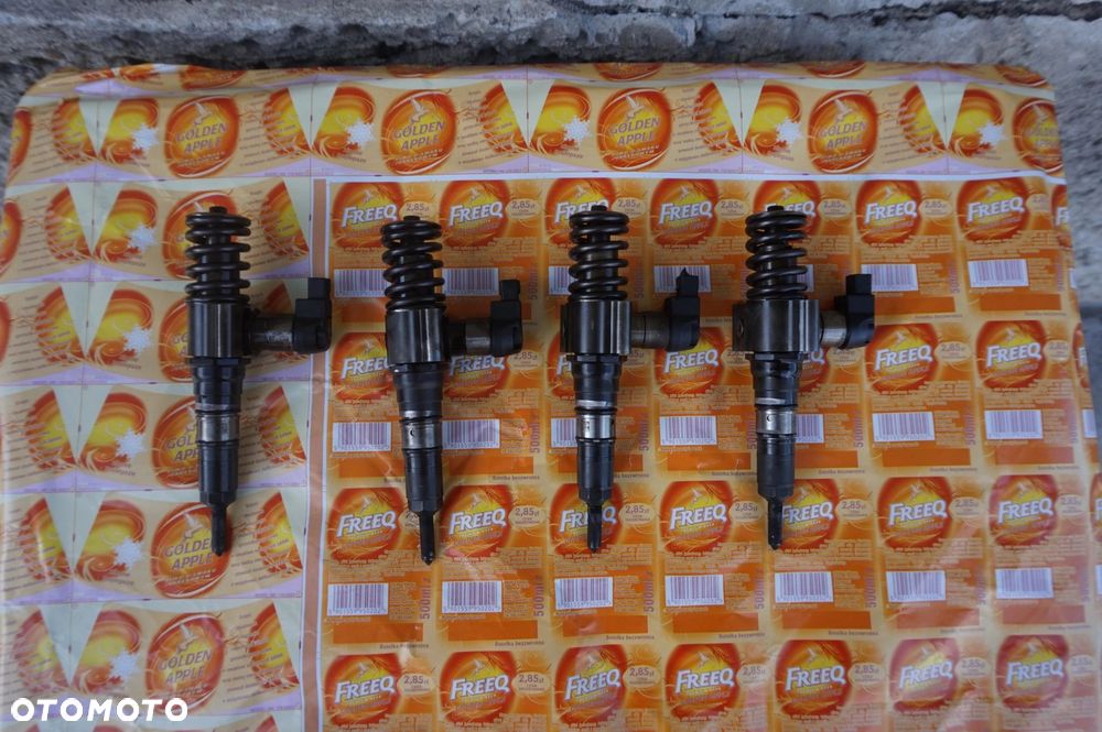 WTRYSK 2.0 TDI SKODA OCTAVIA SUPERB AUDI A3 8P 03G130073T - 1