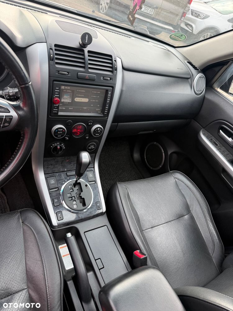 Suzuki Grand Vitara - 10
