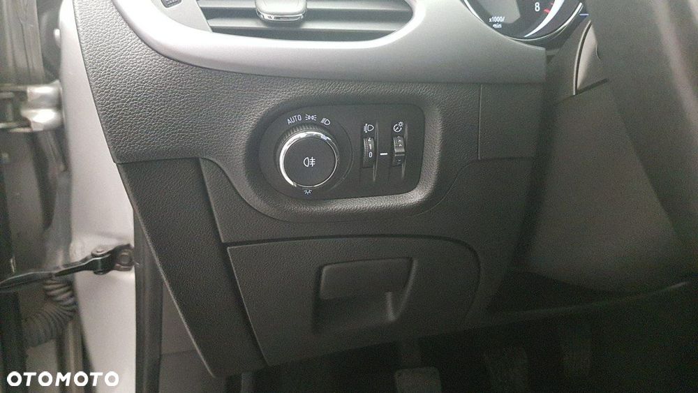 Opel Astra - 18