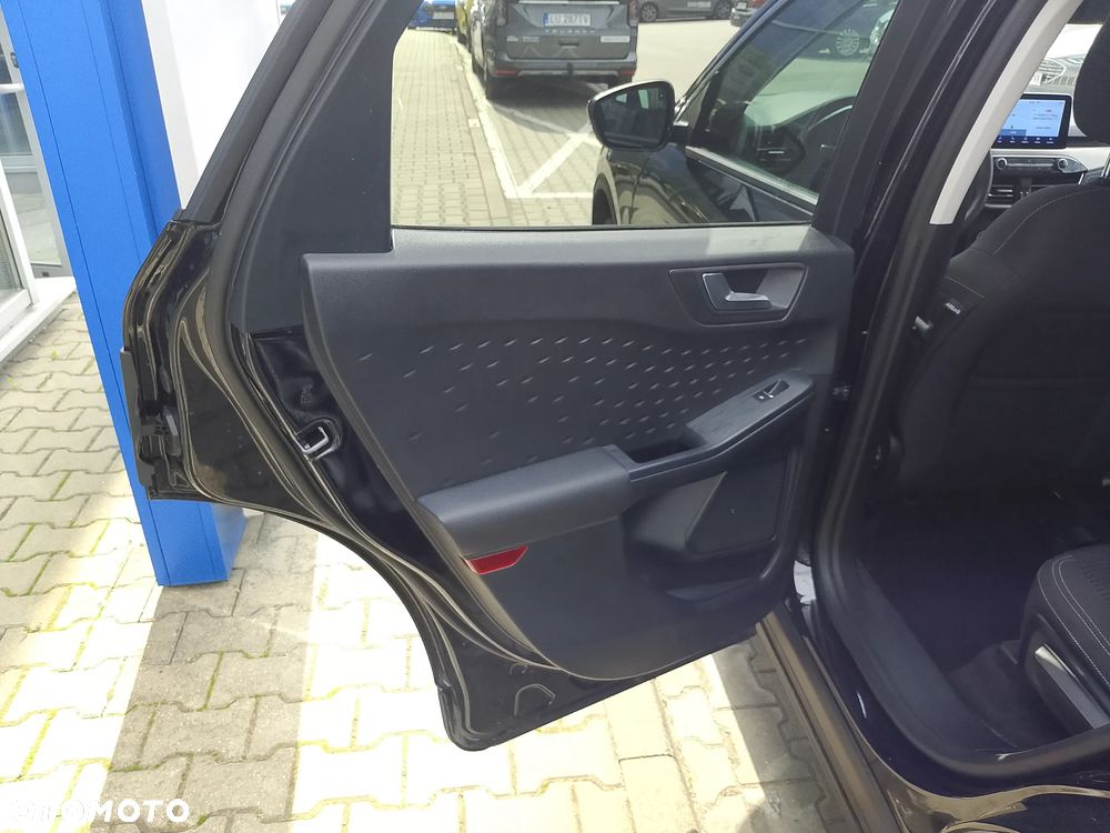 Ford Kuga 1.5 EcoBoost FWD Titanium - 14