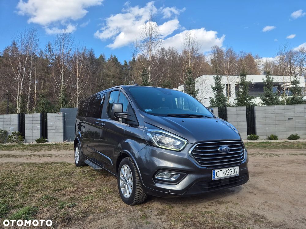 Ford Tourneo Custom - 3