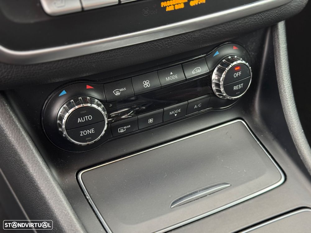 Mercedes-Benz GLA 180 d 7G-DCT AMG Line - 23