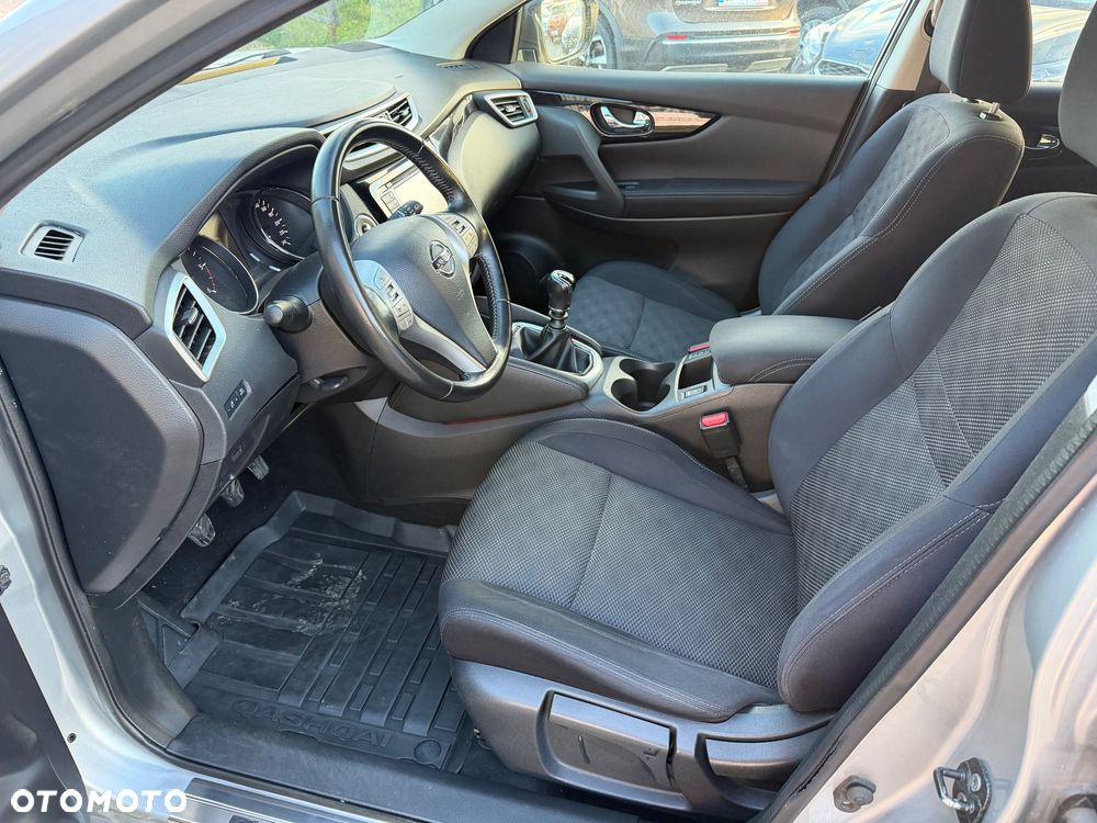 Nissan Qashqai 1.5 dCi Visia - 5