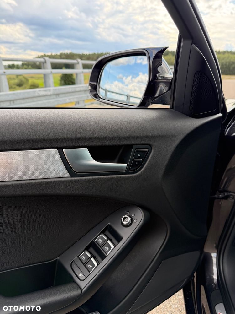 Audi A4 Avant 2.0 TDI - 9