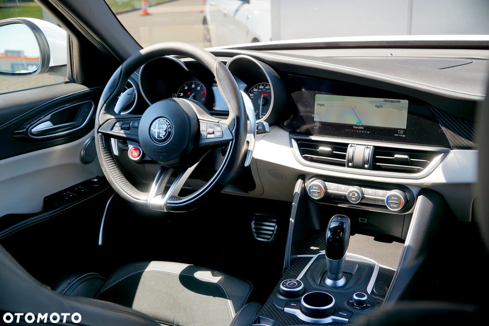 Alfa Romeo Giulia 2.9 Bi Turbo V6 Quadrifoglio - 29
